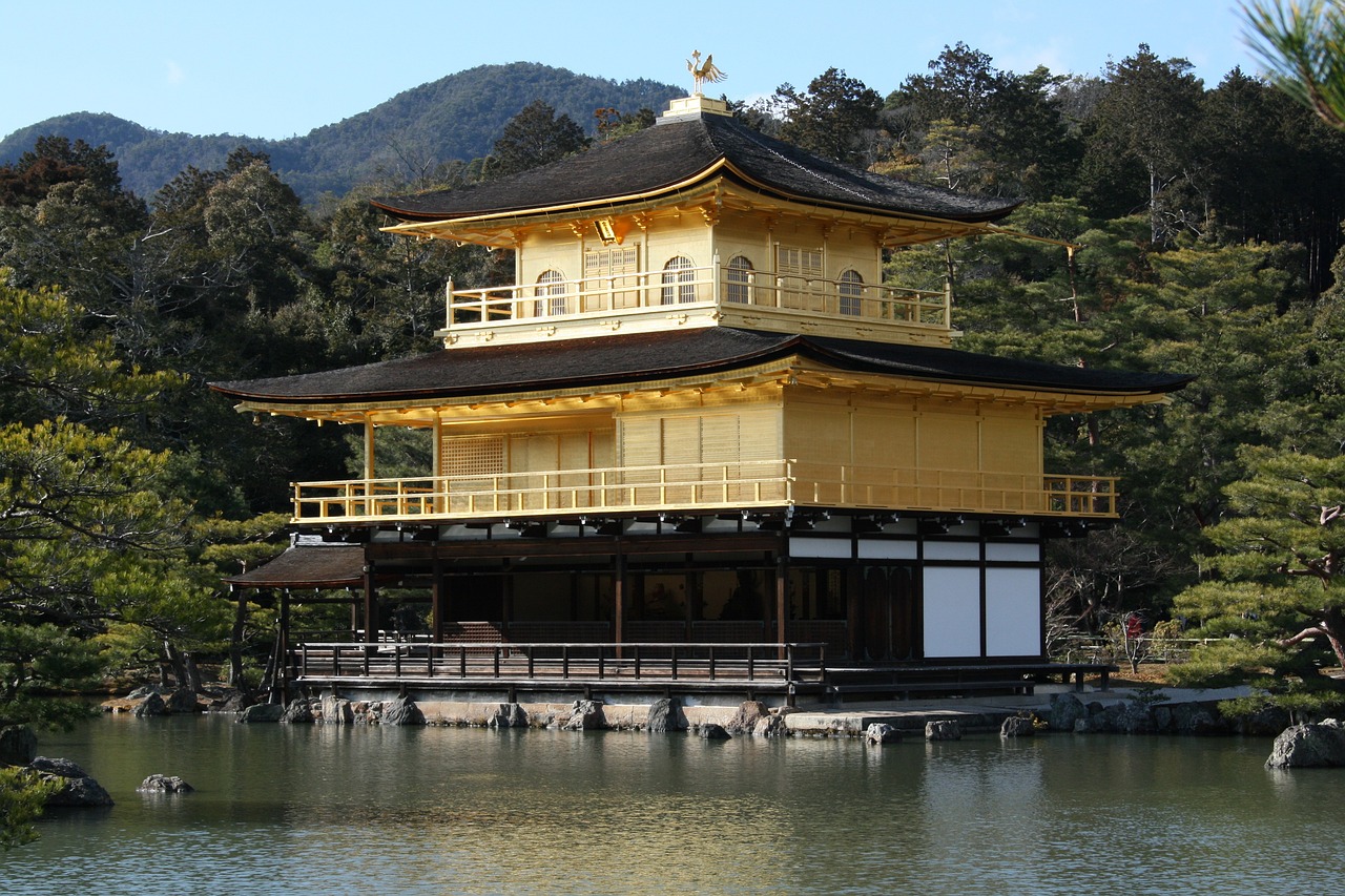 Keajaiban Emas Kuno: Menelusuri Kinkaku-ji, Ikon Warisan Kyoto